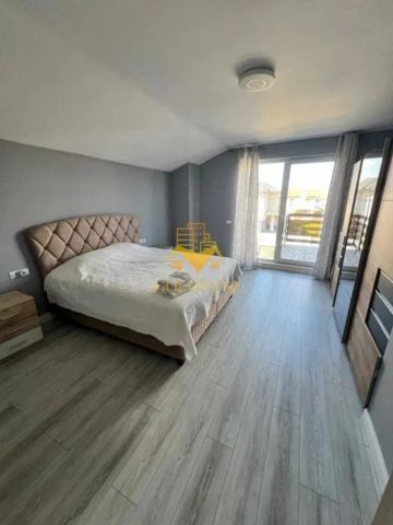 5 camere decomandate, Prima Inchiriere, Curte proprie, Dezmir - Photo 4
