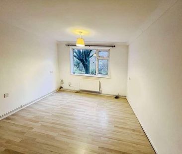 Canning Drive, Astley Bridge, Bolton, BL1 - Photo 4