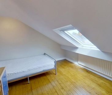 6 bedroom house to rent - Photo 1