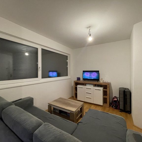 2-Zimmer Penthouse in Leobersdorf: 2 Balkone, Garage, Fußbodenheizung! - Photo 1
