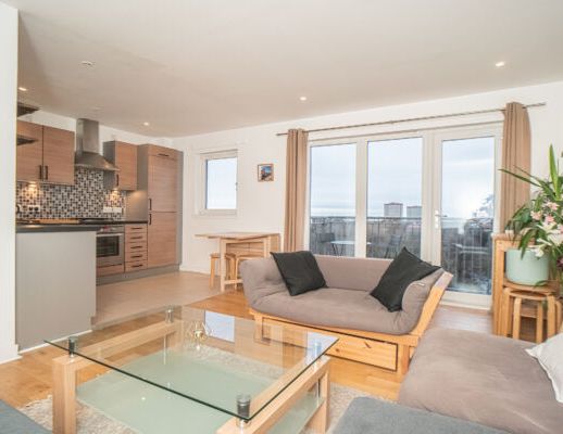 Lochend Park View - Photo 1