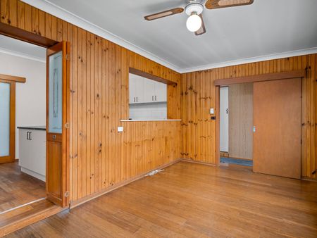 Spacious 3-Bedroom Home in Convenient Lavington Location - Photo 2