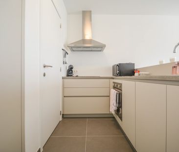 Appartement met 2 slaapkamers en een zuidwestgericht terras - Photo 3