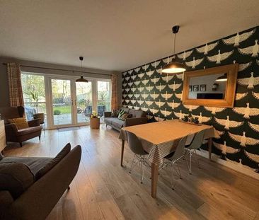 Bh Herbert Avenue, Poole, BH12 - Photo 2