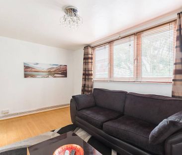 2 bedroom maisonette to rent - Photo 2