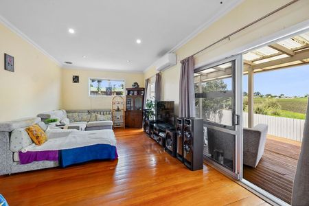 2 Bedroom Home - Photo 3