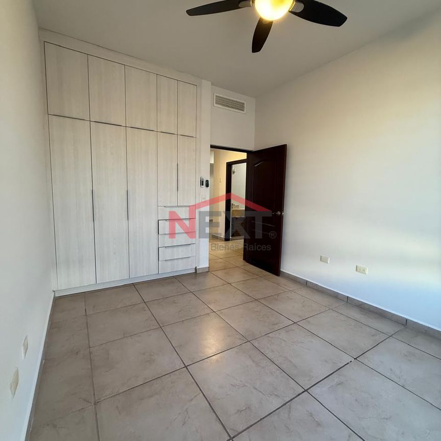 CASA EN RENTA EN RIVELLO RESIDENCIAL - Foto 1