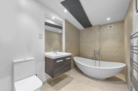 2 bedroom flat to rent - Photo 5