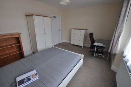 5 bedroom house to rent - Photo 4