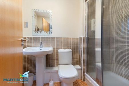 2 bedroom apartment to rent - Photo 2