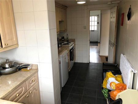 Alderton Road, Croydon, Surrey, CR0 - Photo 4