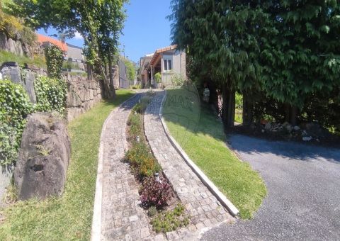 Moradia T4