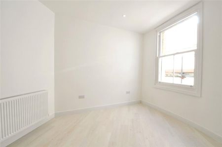 3 bedroom apartment to rent - Photo 2