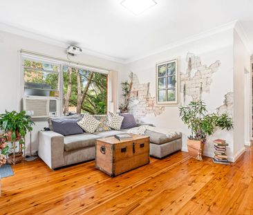 Fully furnished two bedroom unit in convenient location - Photo 1