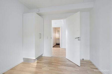 Moderne lejebolig i Odense M med stor tagterrasse - perfekt til studerende/delebolig - Photo 4