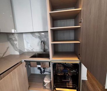 For Lease - 8 Interchange Way Unit# 5315, Vaughan, Ontario - Photo 5