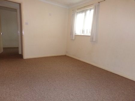 Euston Grove, Ringwood - Photo 2