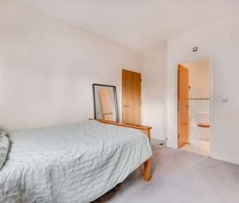 2 Bed Flat, Horatio House, SW19 - Photo 5