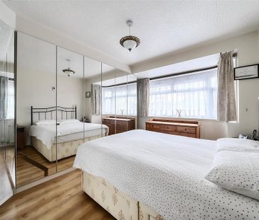 4 bedroom house to rent - Photo 3