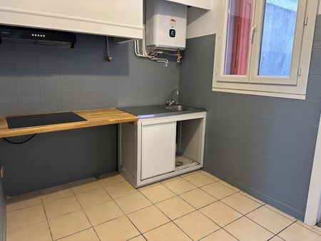 Location appartement Marseille 1er (13001) - Photo 2