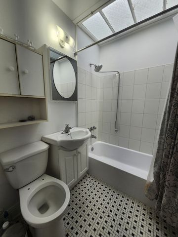 Logement de 1 chambre, rénové à louer, offrant confort et modernité. - Photo 4