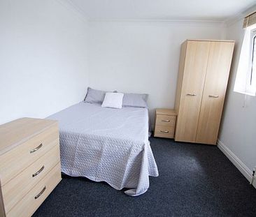 24 Low Mill Close - Photo 4