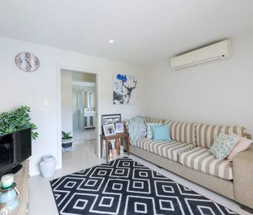 One Bedroom-Room Flat - Water Usage Included! - Photo 1