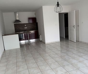 Location Appartement 2 pièces 55m² - Photo 2