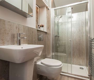 Unbeatable location - perfect for all Universities! - Photo 1