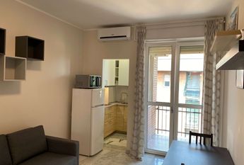 Студия после ремонта возле метро Дергано