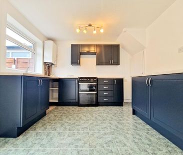 3 bedroom terraced house to rent - Photo 6