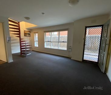 2/17 Barkly Street, Brunswick East - Photo 2