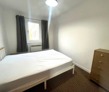 57 Hutcheon Low Place, AB21 9WL, Aberdeen - Photo 4