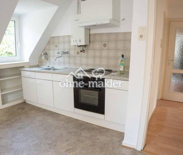 Teilmöbliert & modernisiert: 2 Zimmer im DG mit neuem Bad – ab 15.0... - Foto 4