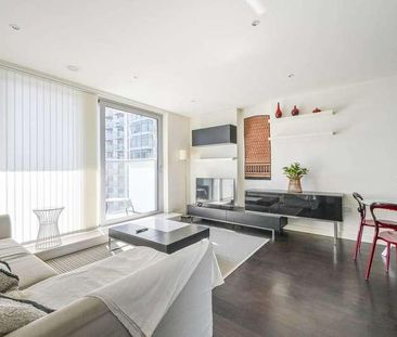 Pan Peninsula, Canary Wharf, E14 - Photo 1