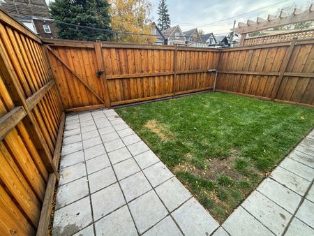 For Lease - 29 Brookmount Road Unit# Bsmt, Toronto, Ontario - Photo 3