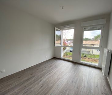 Location Appartement 3 pièces 63m² - Photo 3