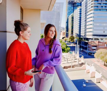 9 Bed Apartment - Photo 5