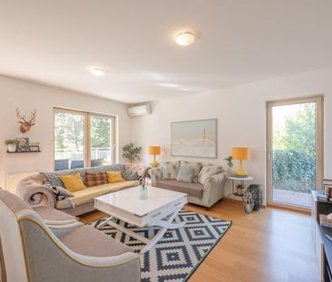 Schöne 5-Zimmer-Maisonette mit großem Garten, Balkon und Terrasse - Photo 2