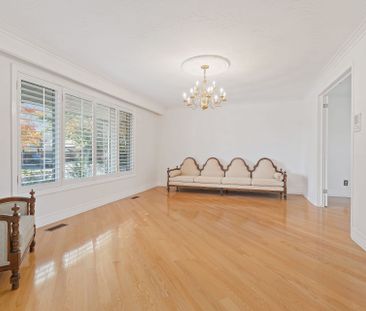 For Lease - 305 Ulric Crescent, Oakville, Ontario - Photo 1