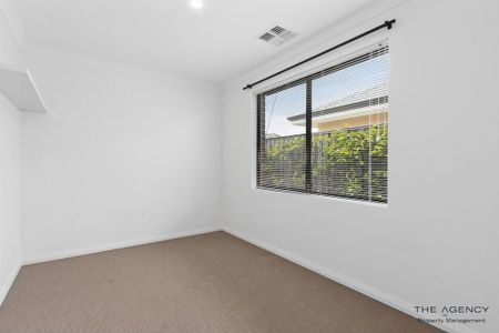 Spacious Modern Family Home in Prime Wellard Location - Photo 5