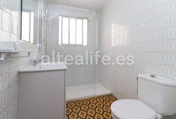 Avenida de la Nucía, Altea, Valencian Community 03590