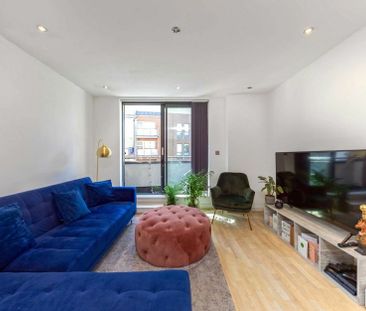 London Road - Photo 2