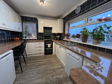 COMET CLOSE - WEYMOUTH, DT4 9ER, Weymouth - Photo 5