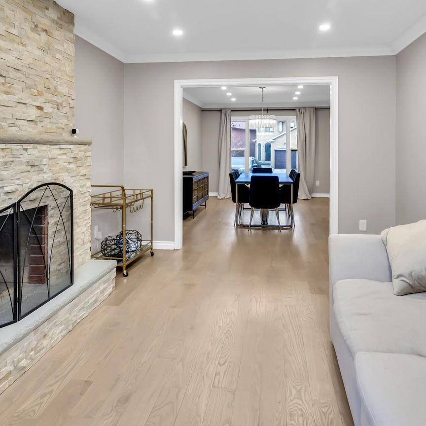 For Lease - 119 Mccabe Crescent Unit# Main & 2nd, Vaughan, Ontario - Photo 1