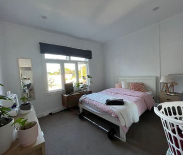 2 Bedroom Apartment - Photo 4