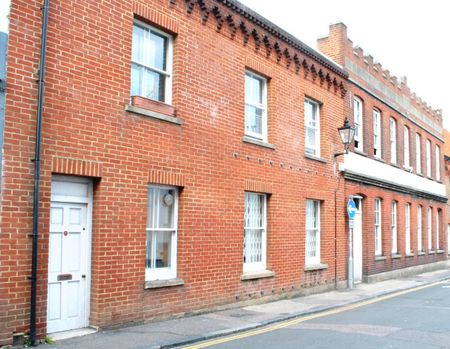 Gloucester Mews - Photo 5