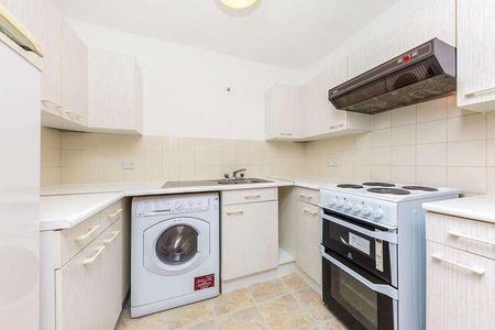 White Rose Lane, Woking, GU22 - Photo 5