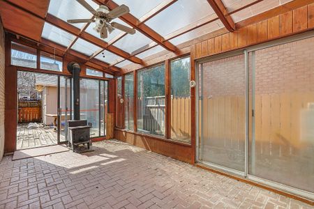 For Lease - 30 Foster Street, West Centre Town, Ontario - Photo 4