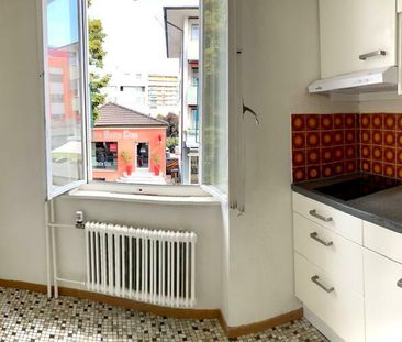 Cœur de la ville - Appartement de 2,5 pièces - Photo 4
